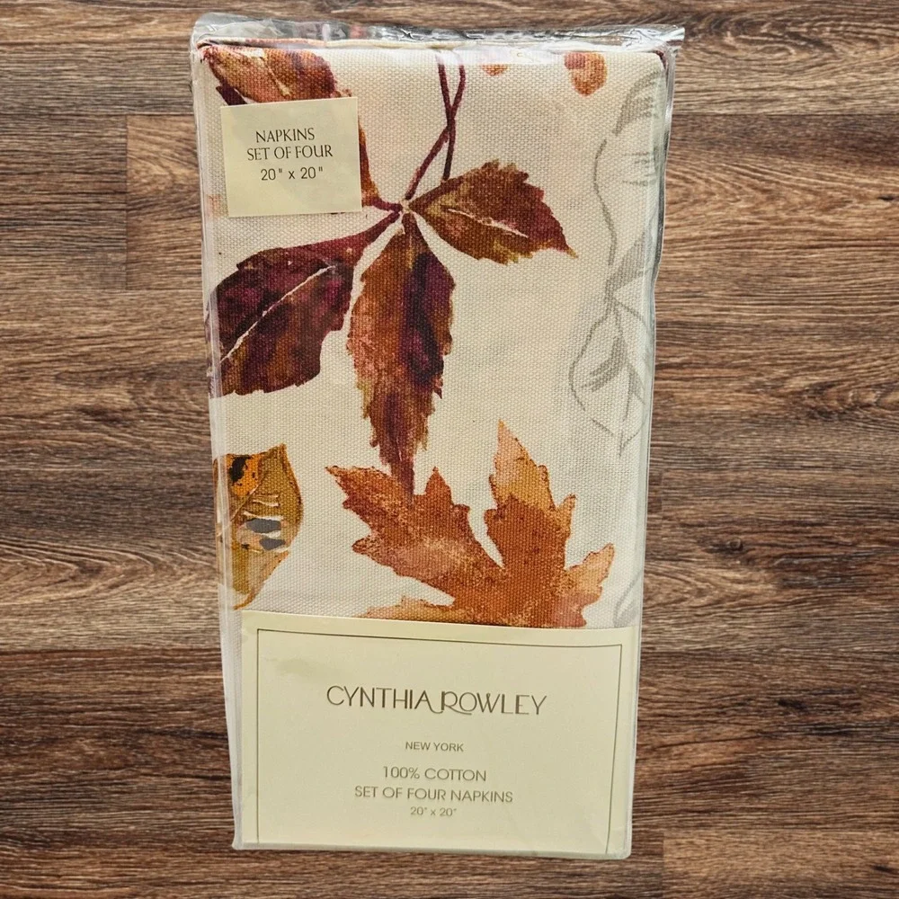 Cynthia Rowley 4 Pc Dining Napkins 20 x 20 - Falling Leaves - Cotton